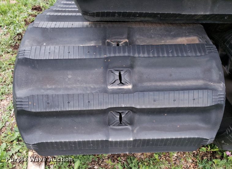 image for item DP7881 Camoplast  tracks