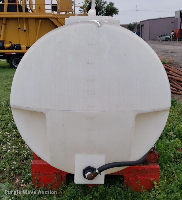 image for item DP7882 Poly tank