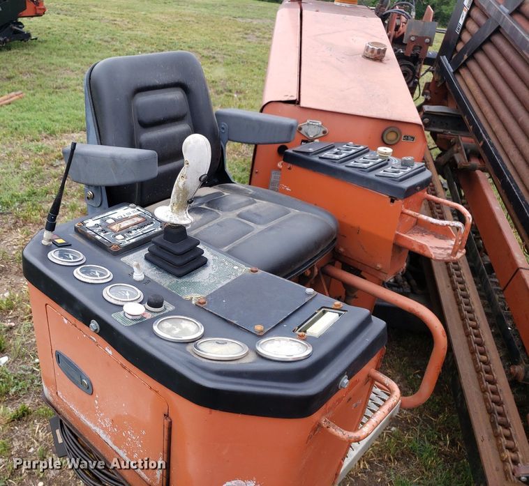 image for item DP7885 1998 Ditch Witch JT1720  directional boring unit