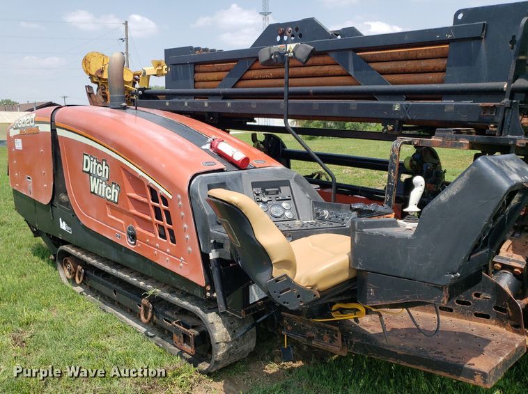 image for item DP7891 2009 Ditch Witch JT3020 All-Terrain  directional boring unit