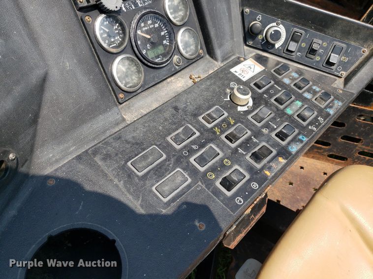 image for item DP7891 2009 Ditch Witch JT3020 All-Terrain  directional boring unit