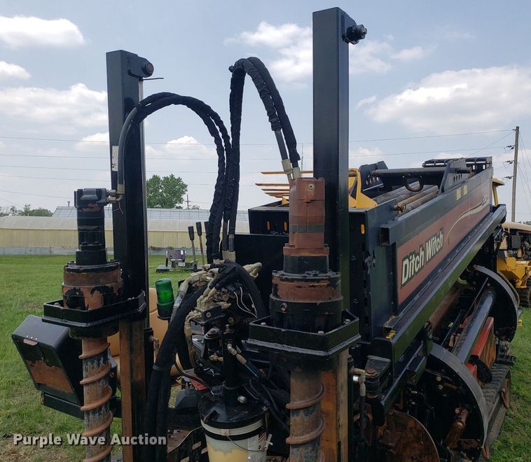 image for item DP7894 2013 Ditch Witch JT30 All-Terrain  directional boring unit