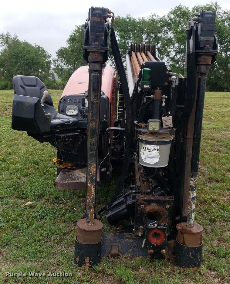 image for item DP7895 2011 Ditch Witch JT2020 Mach 1  directional boring unit