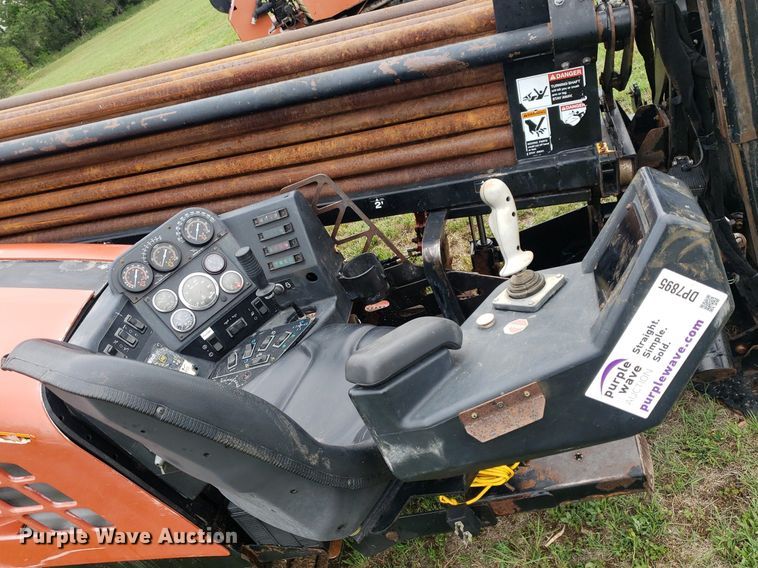 image for item DP7895 2011 Ditch Witch JT2020 Mach 1  directional boring unit