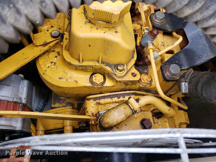 image for item DP7904 2004 John Deere 240 Series II  skid steer loader