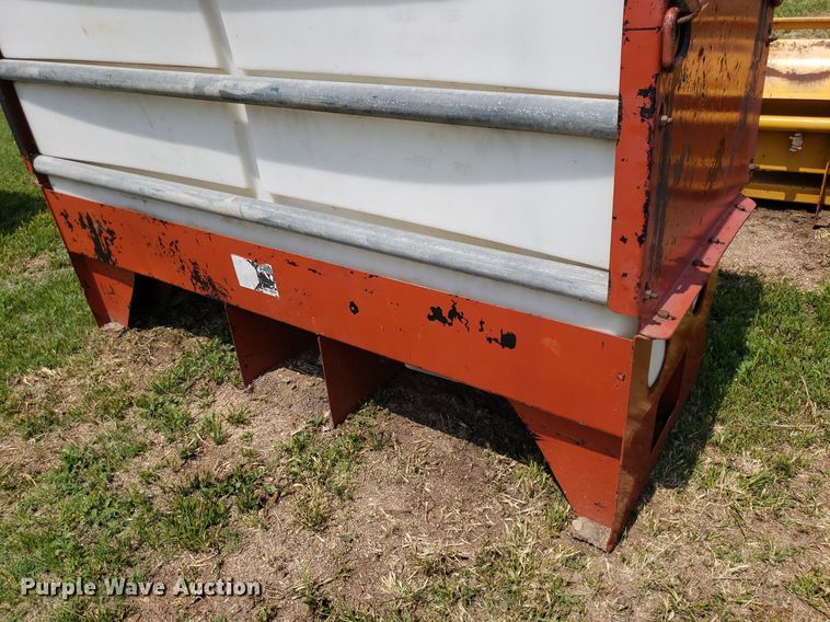 image for item DP7931 Ditch Witch mud mixer tank