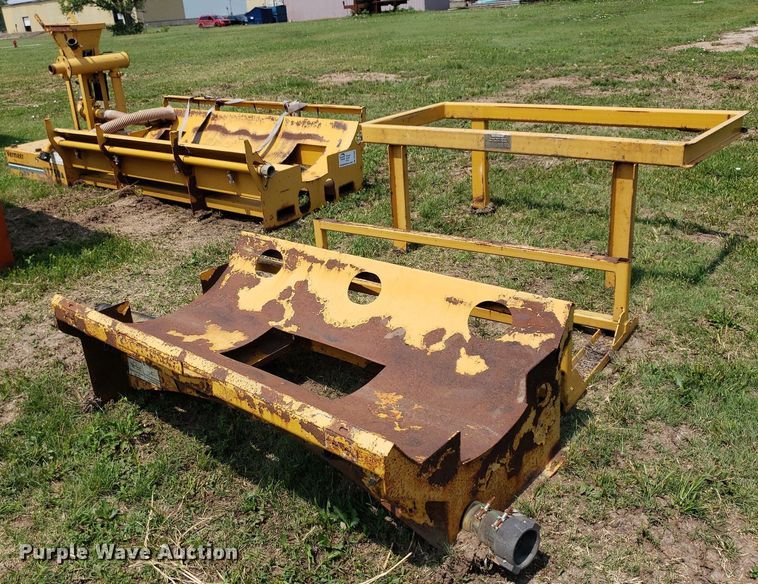 image for item DP7932 (4) Vermeer tank frames