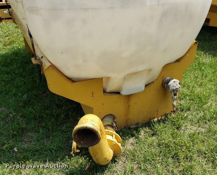 image for item DP7933 (2) Vermeer poly tanks