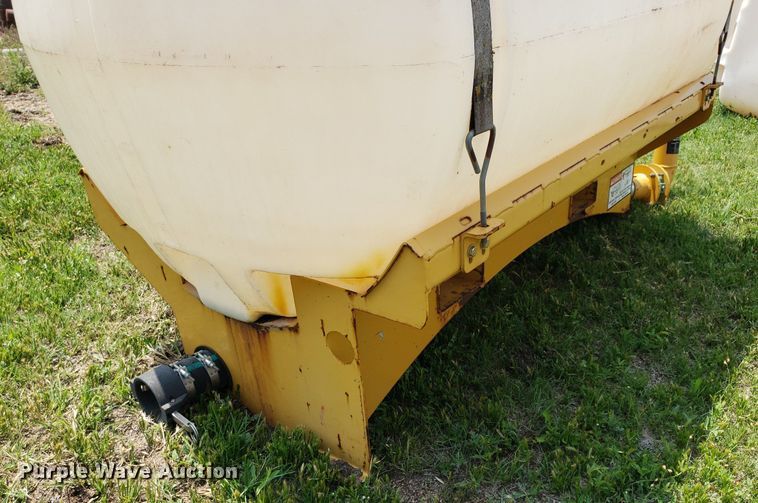 image for item DP7933 (2) Vermeer poly tanks