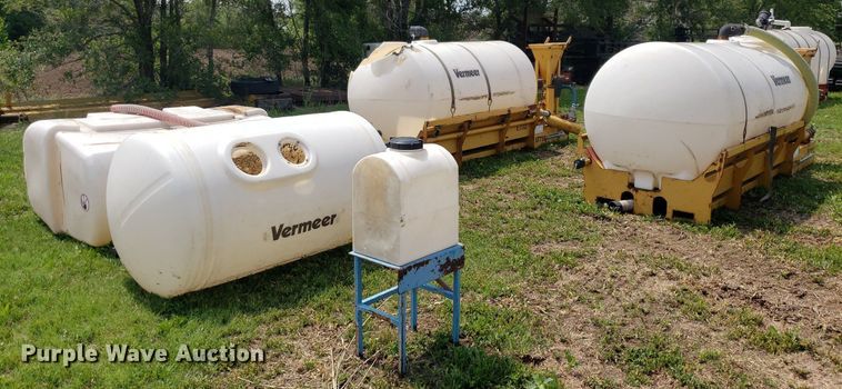 image for item DP7934 (5) poly tanks