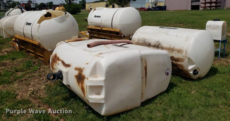 image for item DP7934 (5) poly tanks