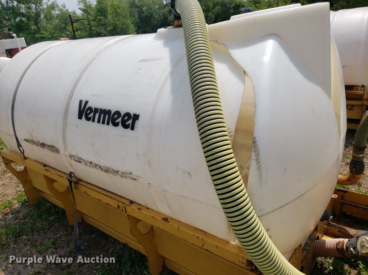 image for item DP7934 (5) poly tanks