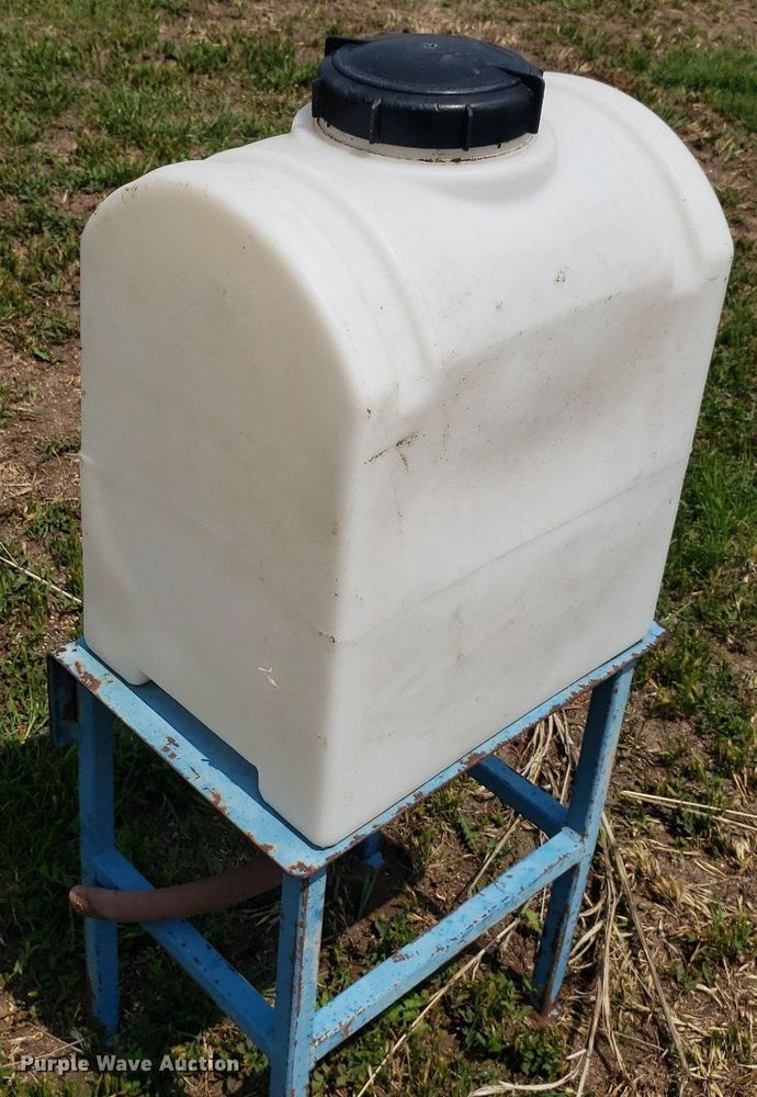 image for item DP7934 (5) poly tanks