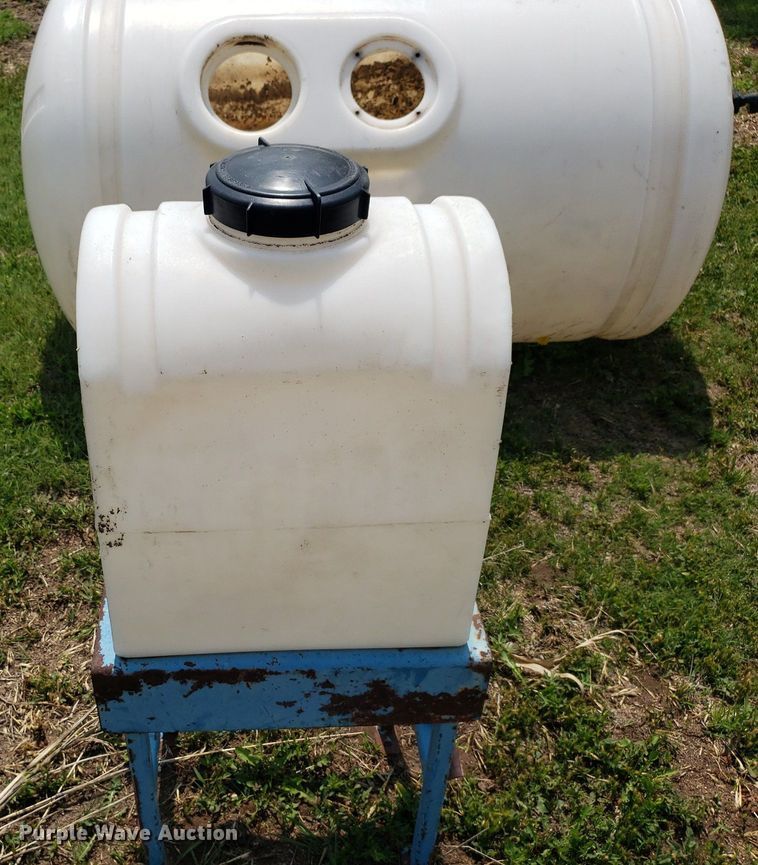 image for item DP7934 (5) poly tanks