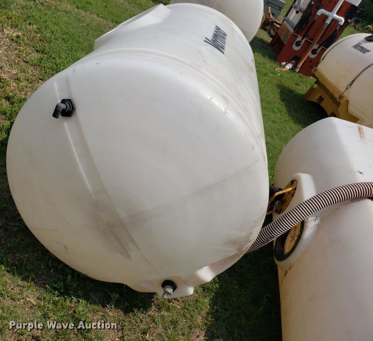 image for item DP7934 (5) poly tanks