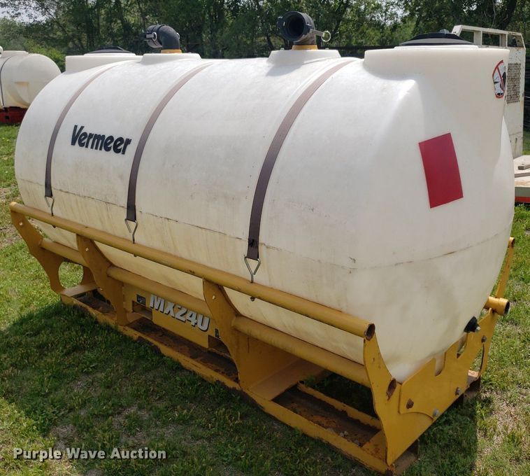 image for item DP7935 Vermeer MX240  tank