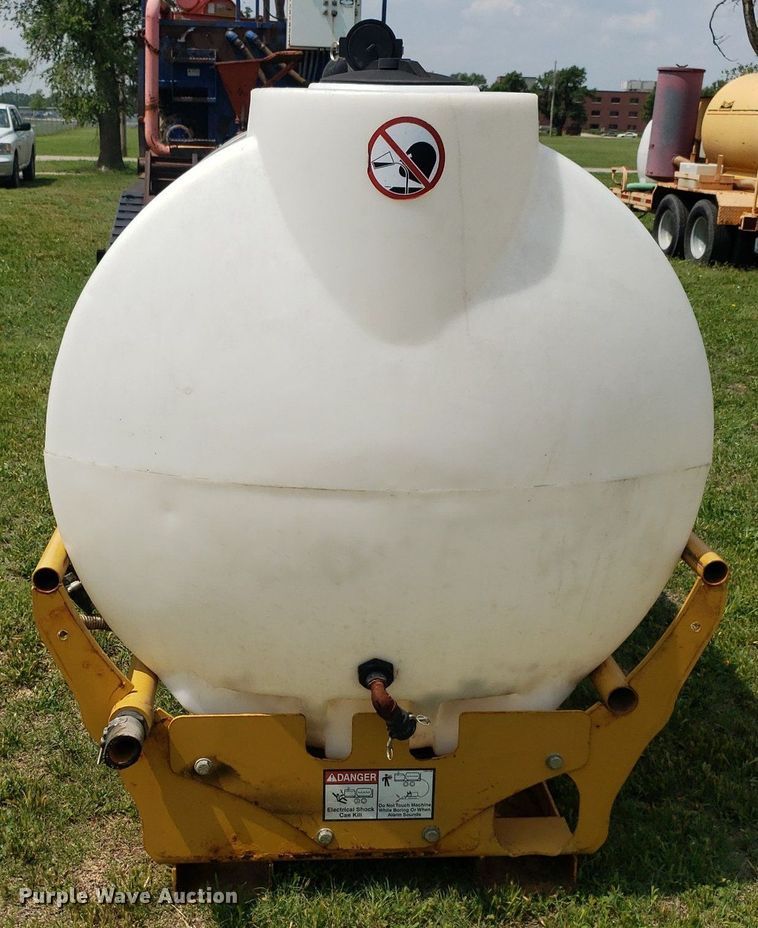 image for item DP7935 Vermeer MX240  tank