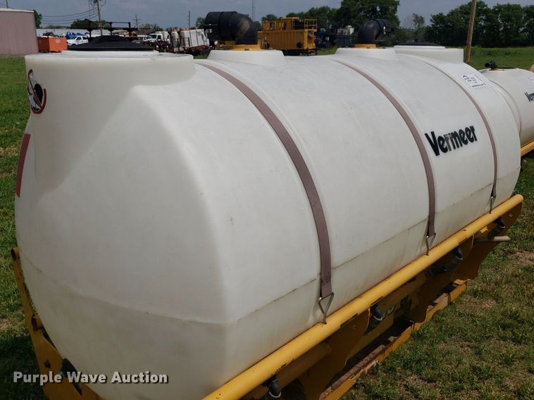 image for item DP7935 Vermeer MX240  tank