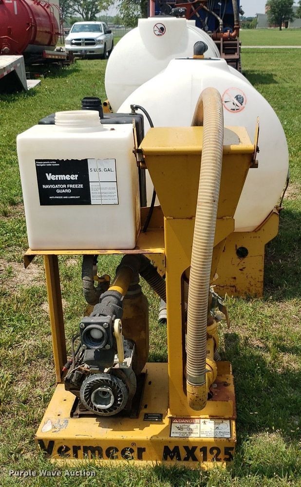 image for item DP7936 2005 Vermeer MX125  mud mixer