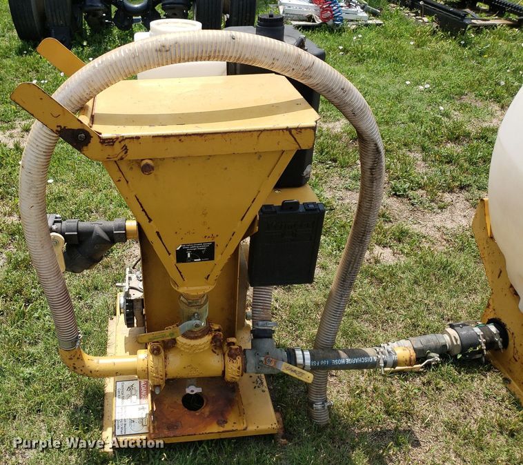 image for item DP7936 2005 Vermeer MX125  mud mixer