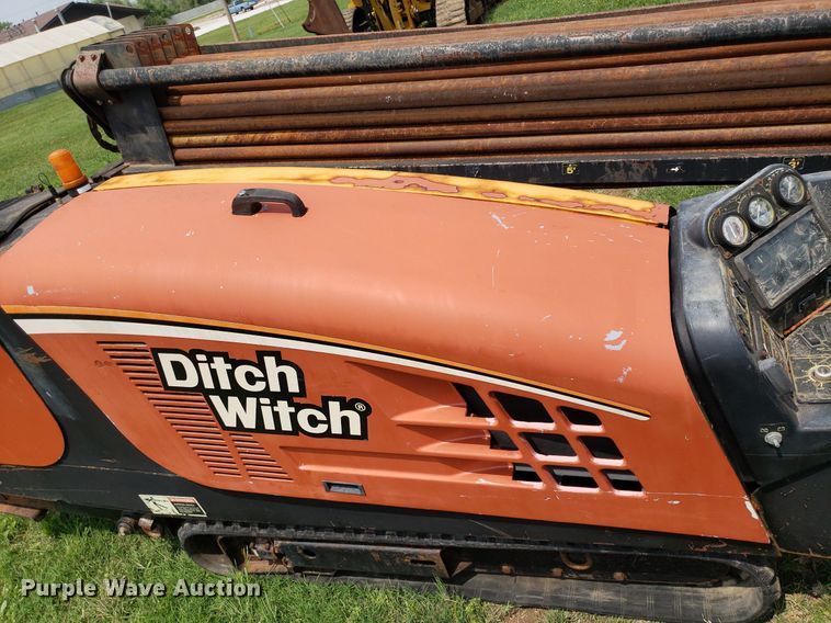 image for item DP7941 2004 Ditch Witch JT1220 Mach 1  directional boring unit