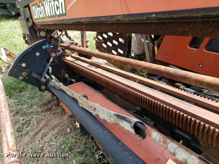 image for item DP7941 2004 Ditch Witch JT1220 Mach 1  directional boring unit