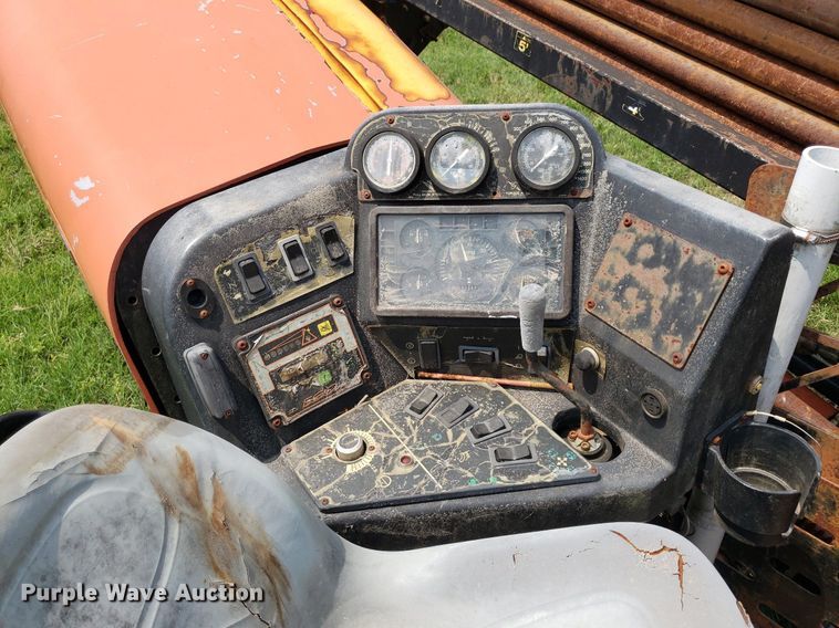 image for item DP7941 2004 Ditch Witch JT1220 Mach 1  directional boring unit