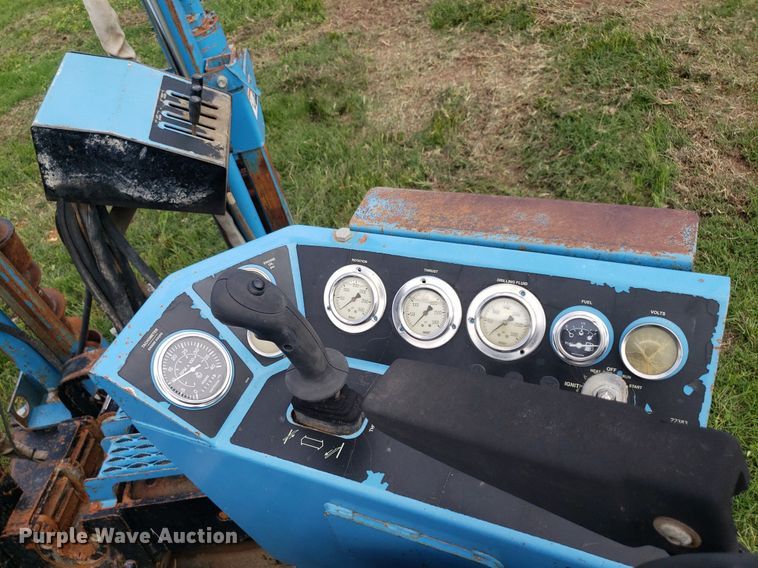 image for item DP7943 2005 Straightline 2020  directional boring unit