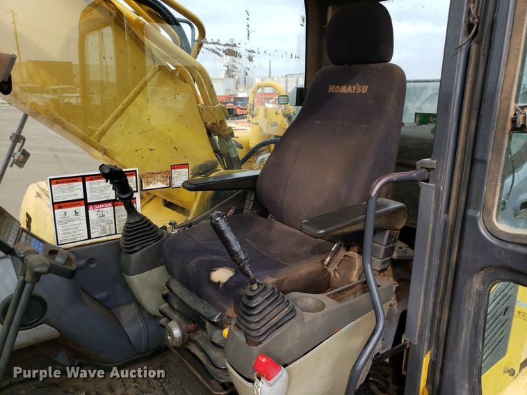 image for item DP7946 Komatsu PC300LC  excavator