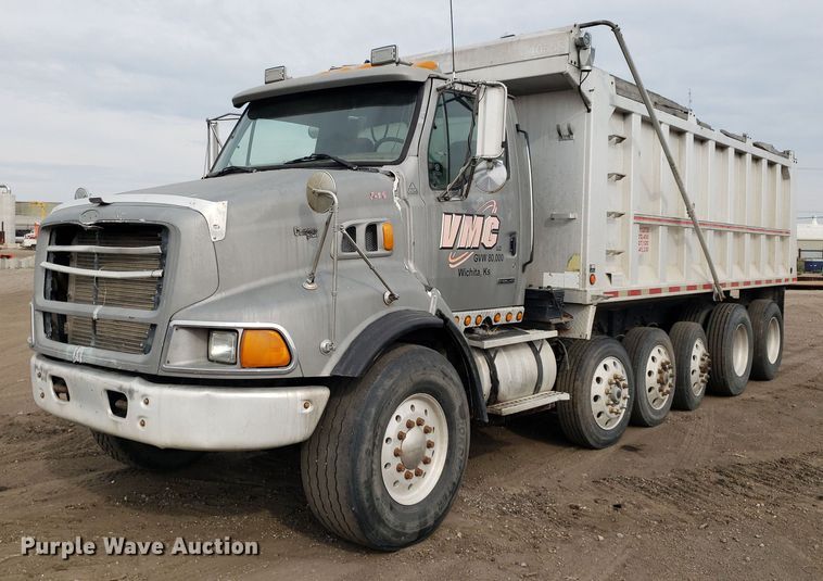 image for item DP7951 2000 Sterling L/LT9500  dump truck