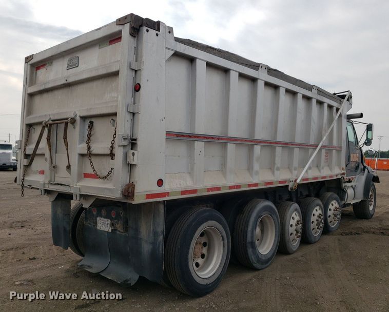 image for item DP7951 2000 Sterling L/LT9500  dump truck