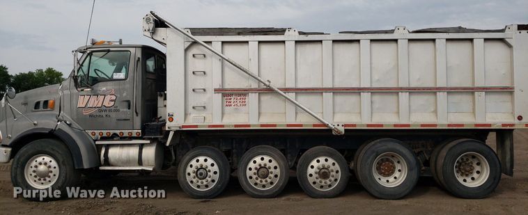 image for item DP7951 2000 Sterling L/LT9500  dump truck