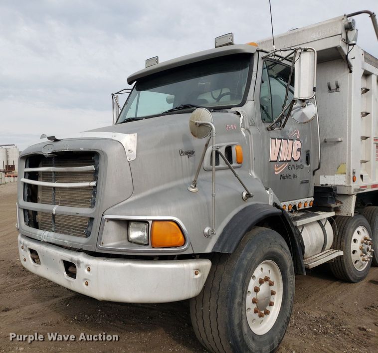 image for item DP7951 2000 Sterling L/LT9500  dump truck