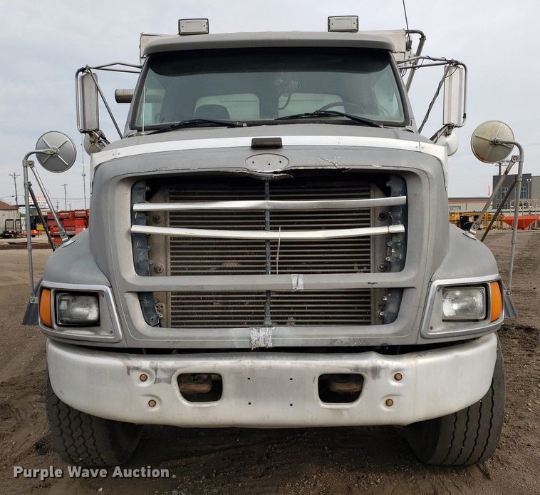 image for item DP7951 2000 Sterling L/LT9500  dump truck