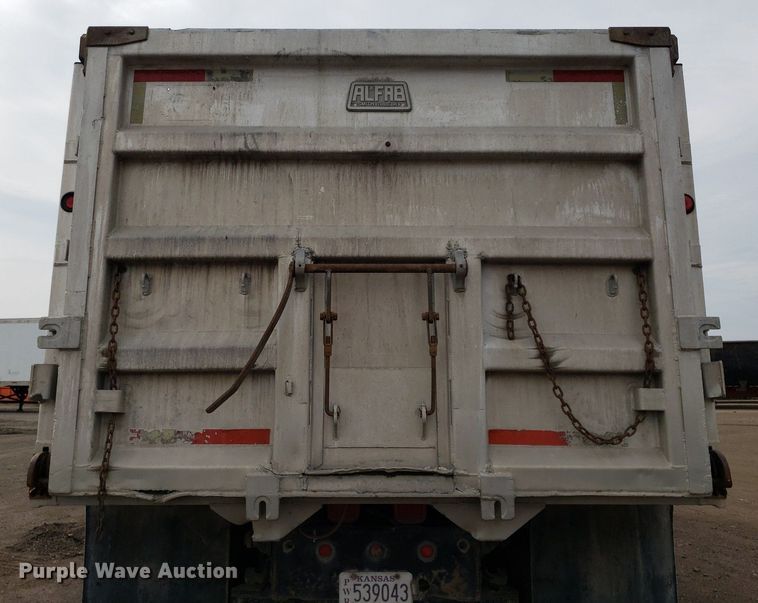 image for item DP7951 2000 Sterling L/LT9500  dump truck