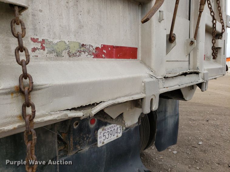 image for item DP7951 2000 Sterling L/LT9500  dump truck