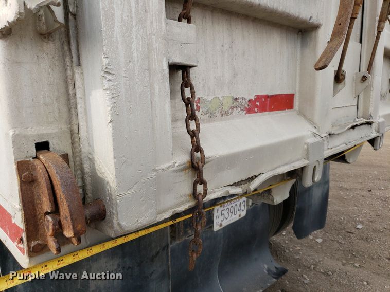 image for item DP7951 2000 Sterling L/LT9500  dump truck