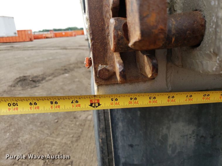 image for item DP7951 2000 Sterling L/LT9500  dump truck