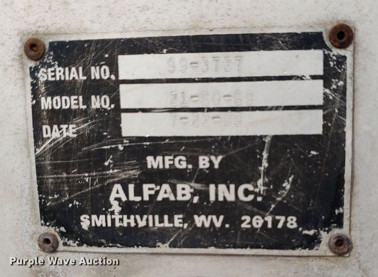 image for item DP7951 2000 Sterling L/LT9500  dump truck