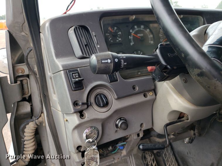 image for item DP7951 2000 Sterling L/LT9500  dump truck