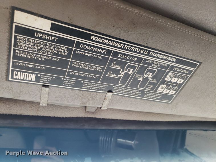 image for item DP7951 2000 Sterling L/LT9500  dump truck