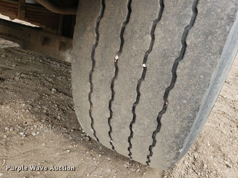 image for item DP7951 2000 Sterling L/LT9500  dump truck