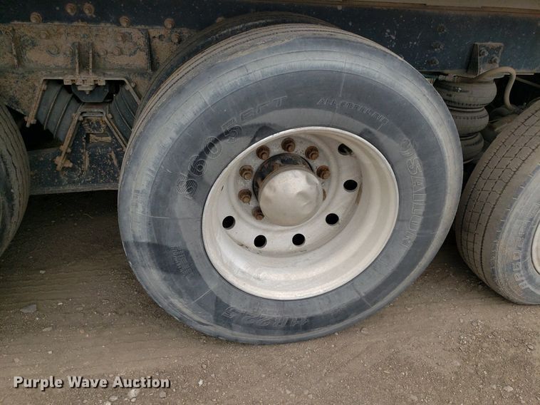 image for item DP7951 2000 Sterling L/LT9500  dump truck