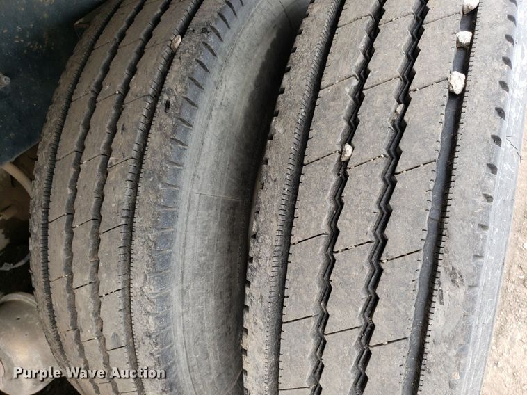 image for item DP7951 2000 Sterling L/LT9500  dump truck