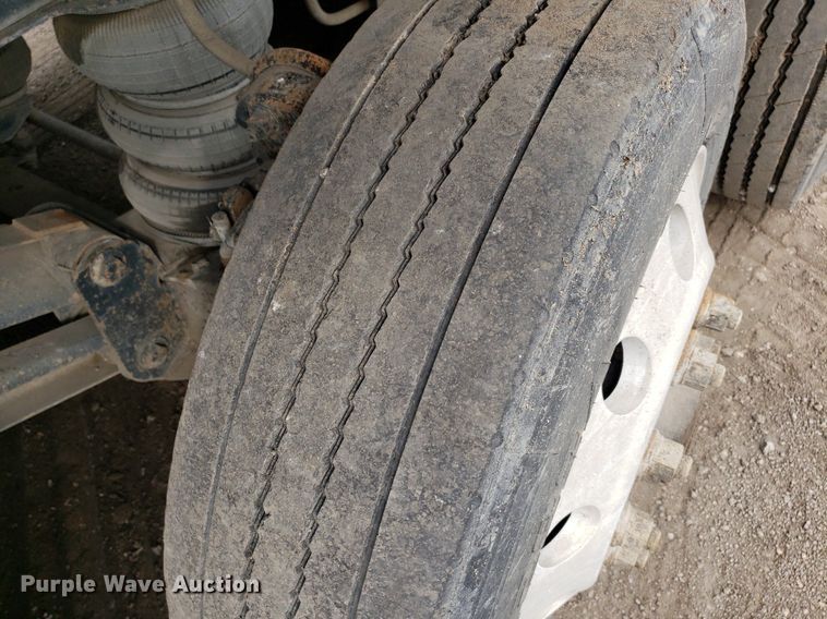 image for item DP7951 2000 Sterling L/LT9500  dump truck