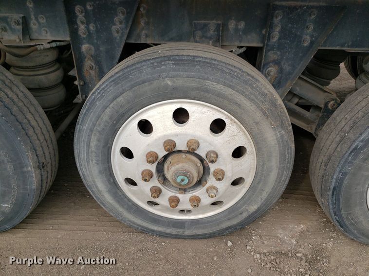 image for item DP7951 2000 Sterling L/LT9500  dump truck