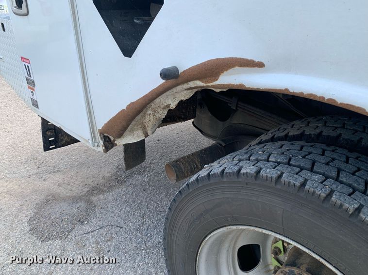 image for item DP8648 2017 Dodge Ram 5500HD  bucket truck