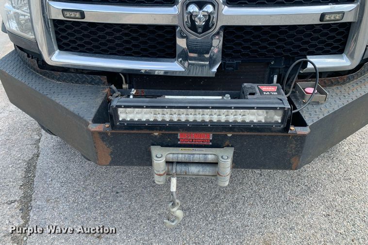 image for item DP8648 2017 Dodge Ram 5500HD  bucket truck