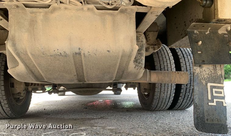 image for item DP8648 2017 Dodge Ram 5500HD  bucket truck