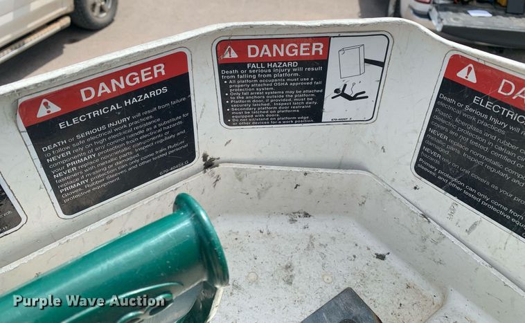 image for item DP8648 2017 Dodge Ram 5500HD  bucket truck